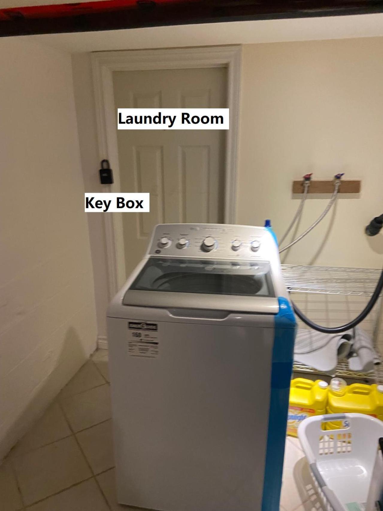 Budget Quad Room With En Suite Bathroom 36B Toronto Zewnętrze zdjęcie